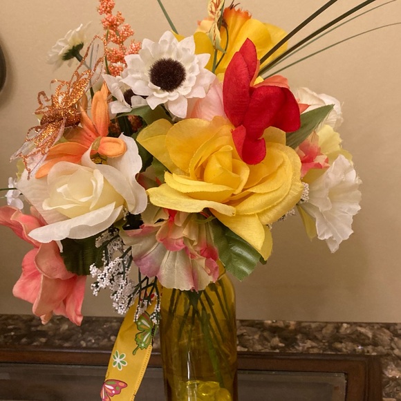 Spring Flower Arrangement. Yellow and Orange with cute Butterfly Accents - Picture 10 of 10